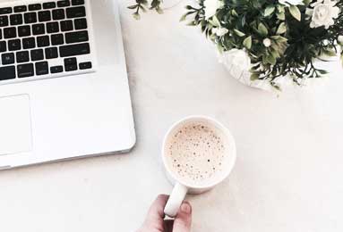 曼联拒绝为26岁中场砸1亿，这背后藏着拉爵怎样的引援底牌